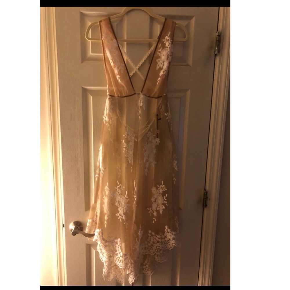 Victoria’s Secret night gown
